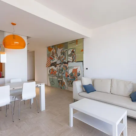 شقة The Horizon - Sea View & Peaceful Retreat