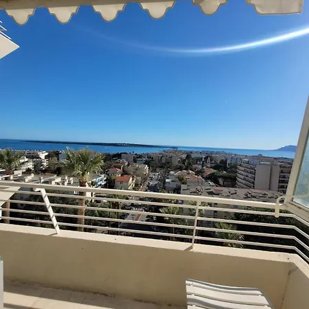 شقة The Horizon - Sea View & Peaceful Retreat