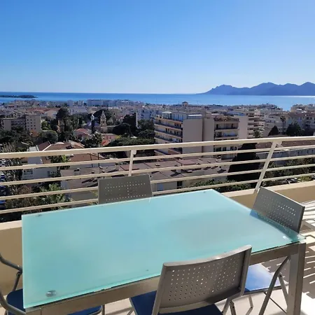 The Horizon - Sea View & Peaceful Retreat كان
