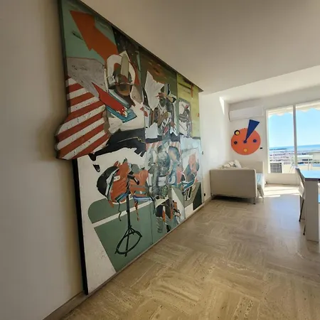 The Horizon - Sea View & Peaceful Retreat شقة كان